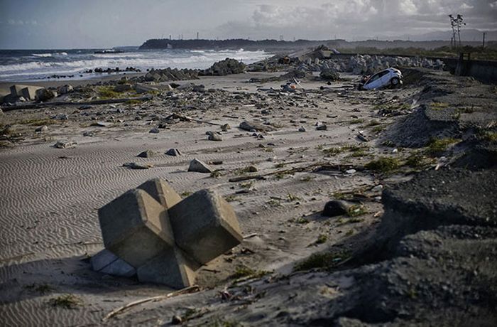 Creepy Ghost Towns In Japan (24 pics)