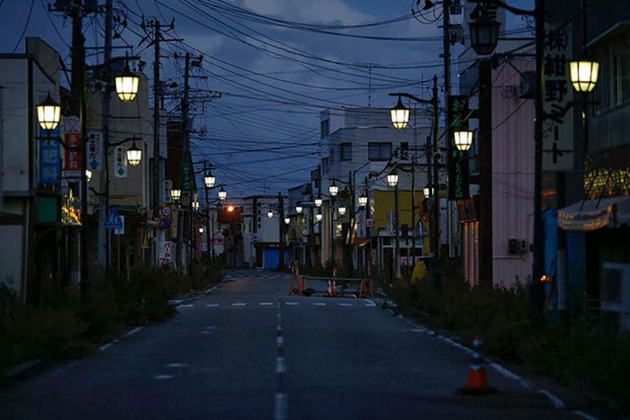 Creepy Ghost Towns In Japan (24 pics)