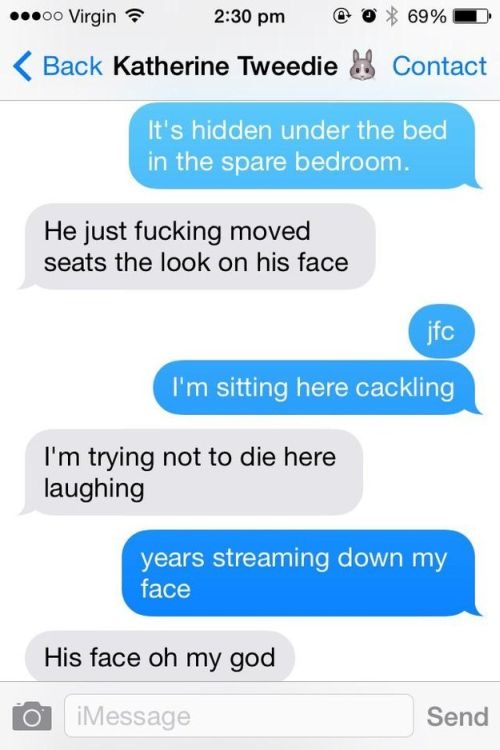 What To Do When Someone Watches You Text (9 pics)