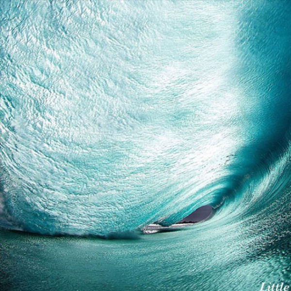 Photos From The Inside Of A Wave (24 pics)