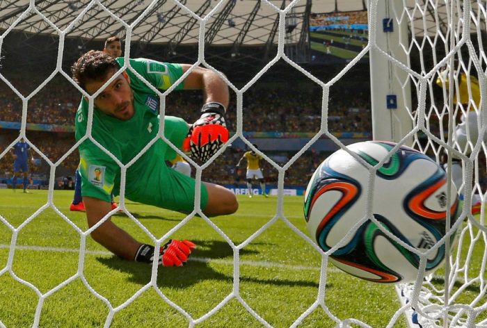 Best Goals Of The World Cup 2014 (22 pics)