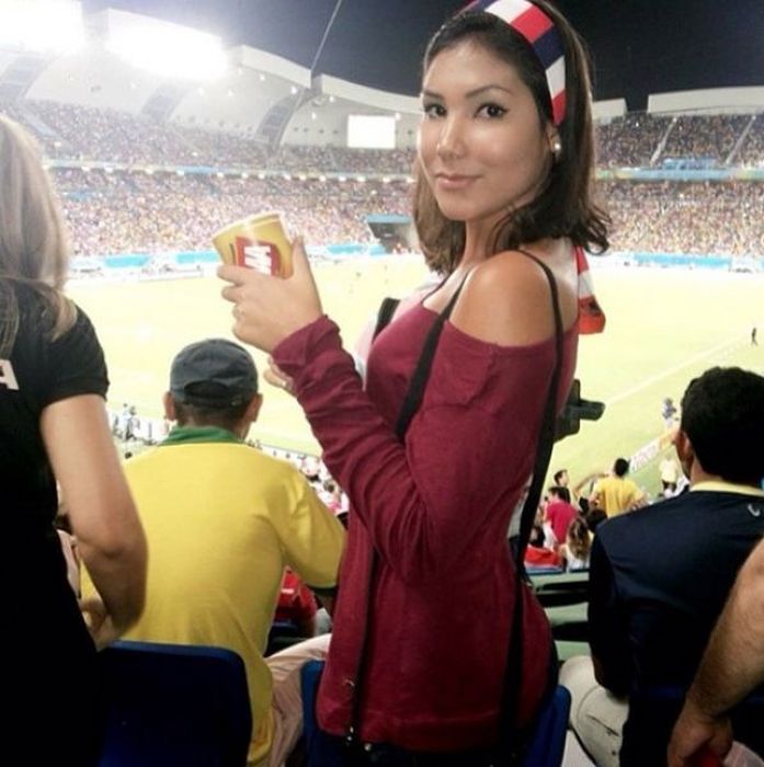 Cute Girls of the World Cup (65 pics)