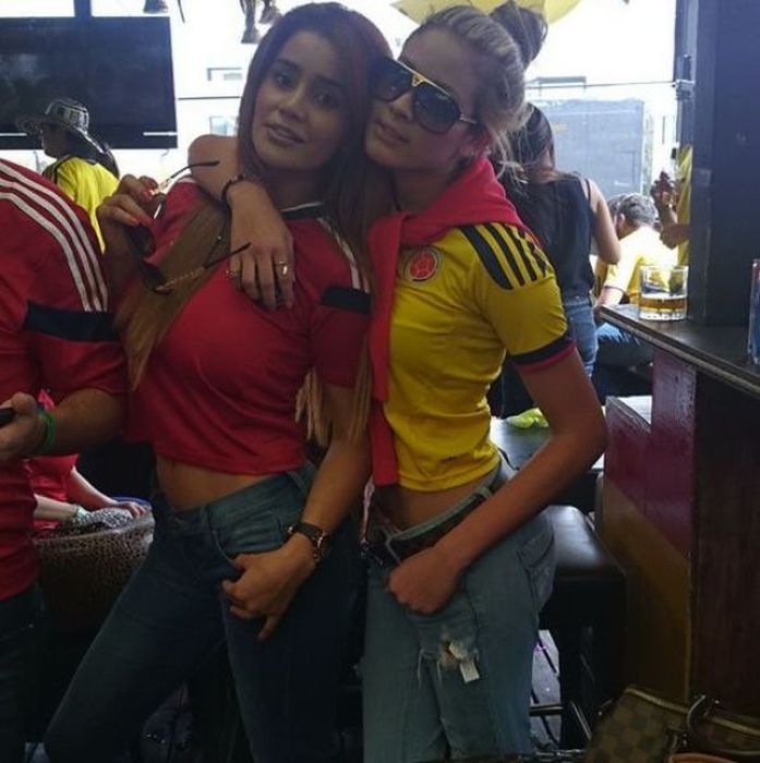 Cute Girls of the World Cup (65 pics)