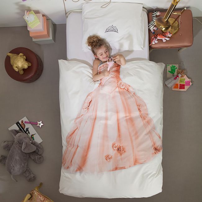 The Coolest Bed Covers Ever (23 pics)