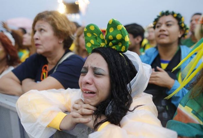 Brazil Fans Aren't Happy About That World Cup Loss (40 pics)
