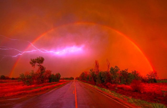 When Nature Decides To Put On A Show (30 pics)