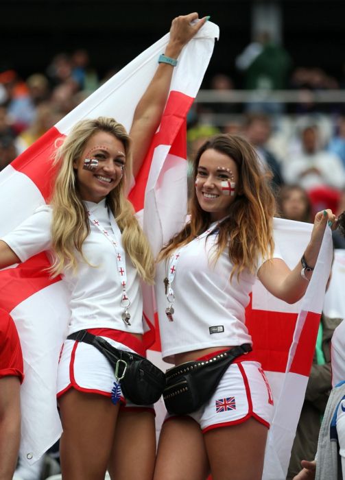 Hot Babes Represent Their Team At The World Cup (26 pics) Hot Babes Represent Their Team At The World Cup (26 pics)
