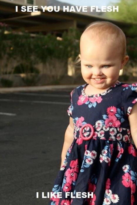 The Creepiest Kids You Will Ever See (21 pics)