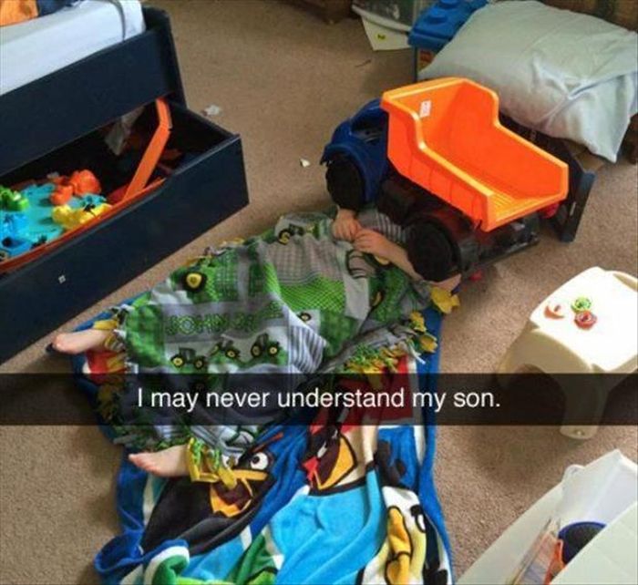 The Creepiest Kids You Will Ever See (21 pics)