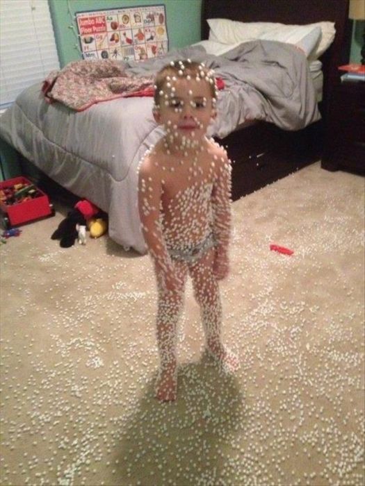 The Creepiest Kids You Will Ever See (21 pics)