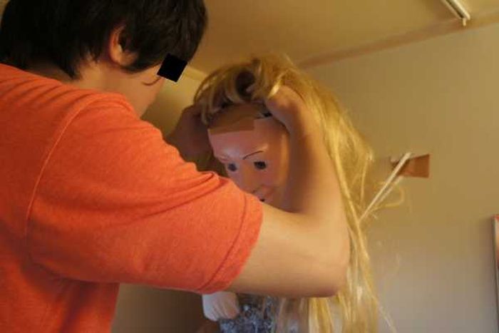 He Wanted To Shower With A Girl So He Built One (15 pics)