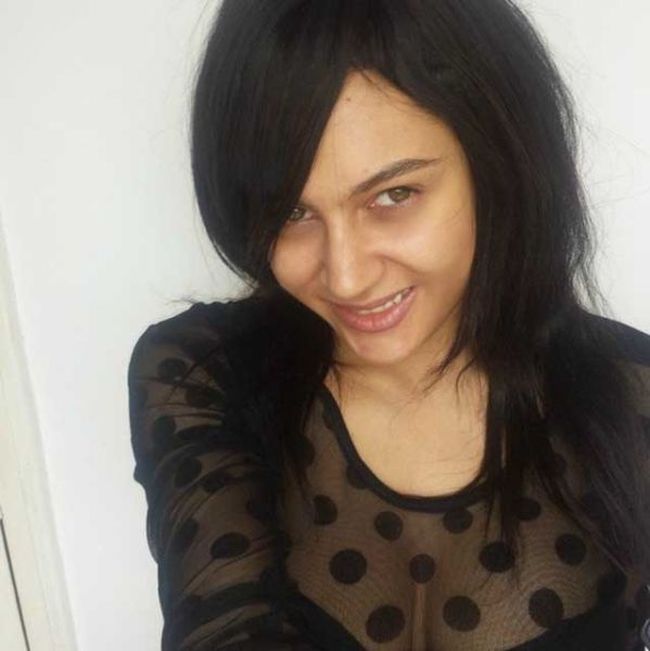 She Spent A Fortune To Look Like Kim Kardashian (17 pics)