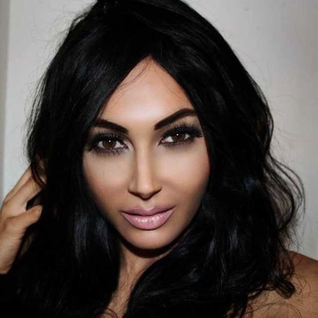 She Spent A Fortune To Look Like Kim Kardashian (17 pics)