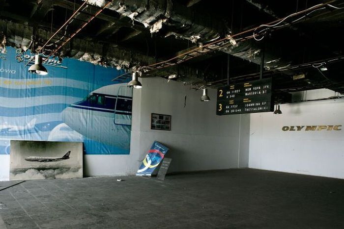 Athens Has An Amazing Abandoned Airport (33 pics)