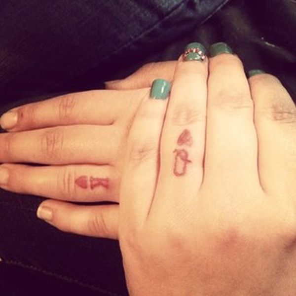 These People Are Doing Couple Tattoos Right (43 pics)