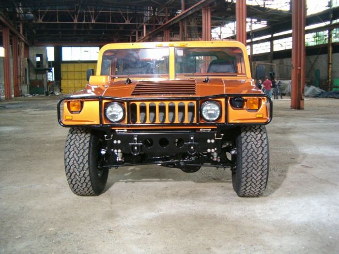 Ford F-150 Converted Into A Hummer H1 (23 pics)