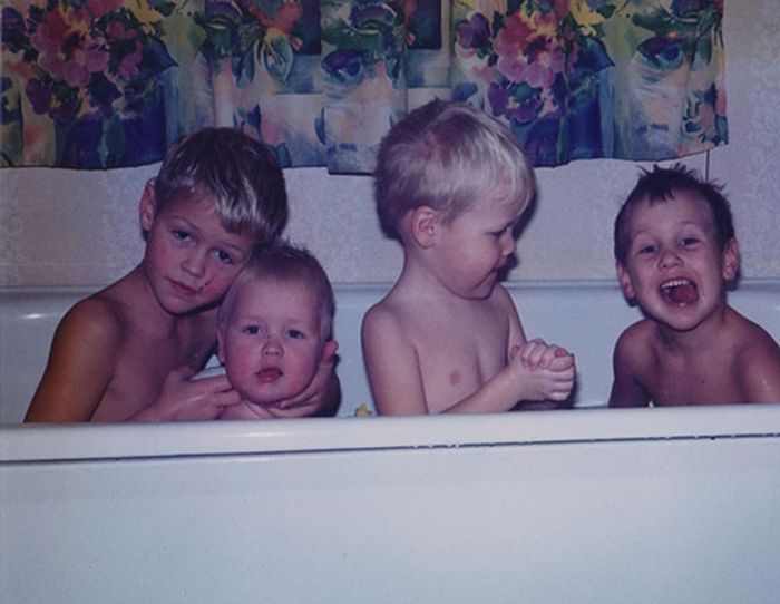 Childhood Photos Are The Better The Second Time (58 pics)