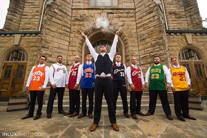 Groomsmen Photos With A Twist (21 pics)