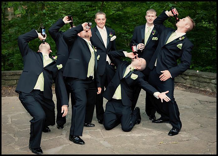 Groomsmen Photos With A Twist (21 pics)