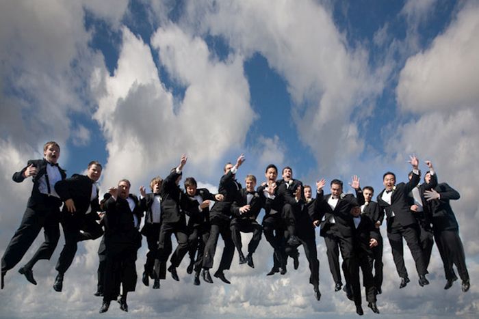 Groomsmen Photos With A Twist (21 pics)