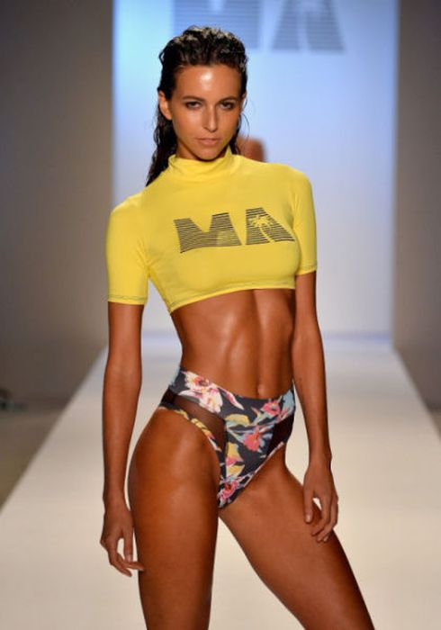 Miami Swim Week Is The Place To Be (37 pics)