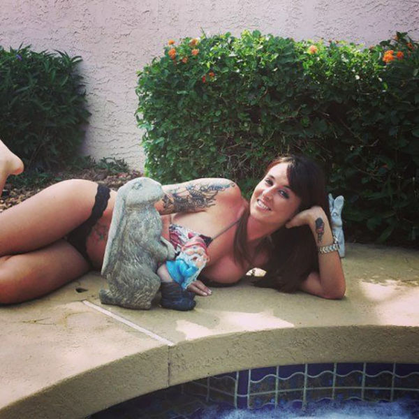 Girls And Tattoos Go Good Together (46 pics)