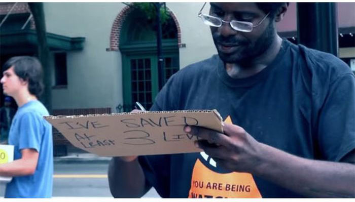 Homeless People Are Not Who You Think They Are (19 pics)