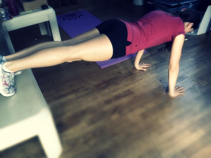 Easy Exercises You Can Do At Home (16 pics) Easy Exercises You Can Do At Home (16 pics)