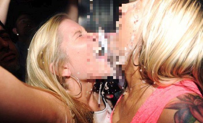 There's Nothing Like A Champagne Facial (35 pics)