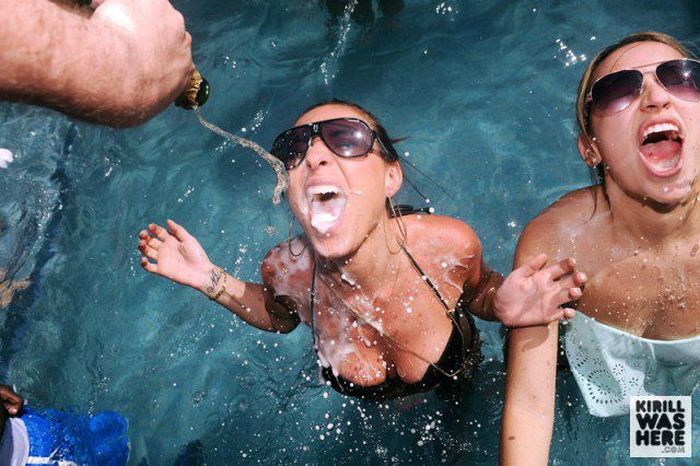 There's Nothing Like A Champagne Facial (35 pics)