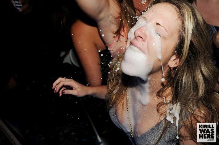There's Nothing Like A Champagne Facial (35 pics)