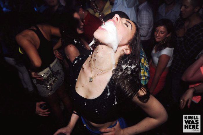 There's Nothing Like A Champagne Facial (35 pics)