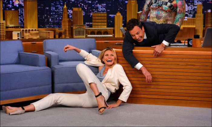 Cameron Diaz And Jimmy Fallon Turn Into A Meme (22 pics)