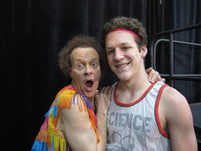 Celebrities That Actually Appreciate Their Fans (22 pics) Celebrities That Actually Appreciate Their Fans (22 pics)