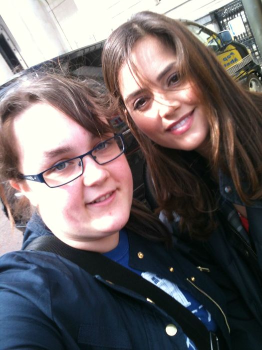 Celebrities That Actually Appreciate Their Fans (22 pics) Celebrities That Actually Appreciate Their Fans (22 pics)