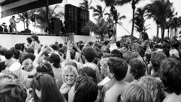 What Spring Break Looked Like In The 80s (54 pics)