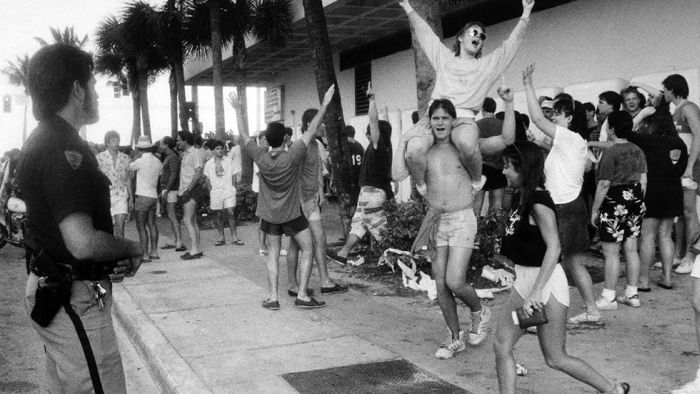 What Spring Break Looked Like In The 80s (54 pics)