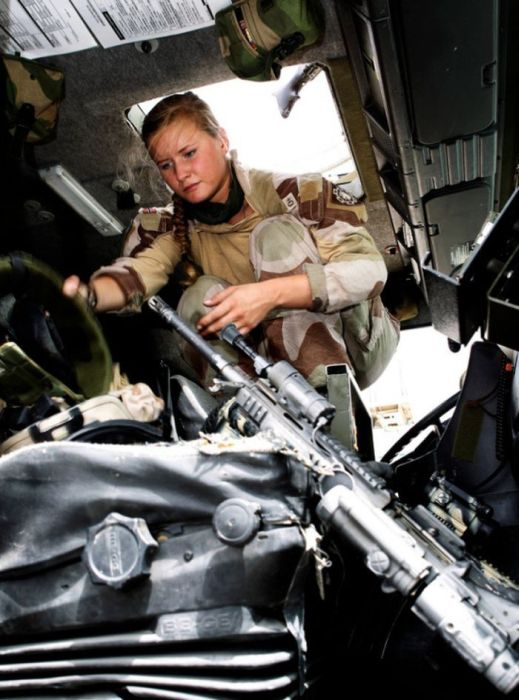 The Women Of The Norwegian Military (45 pics)