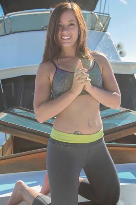 Sports Bras Are A Wonderful Thing (45 pics)