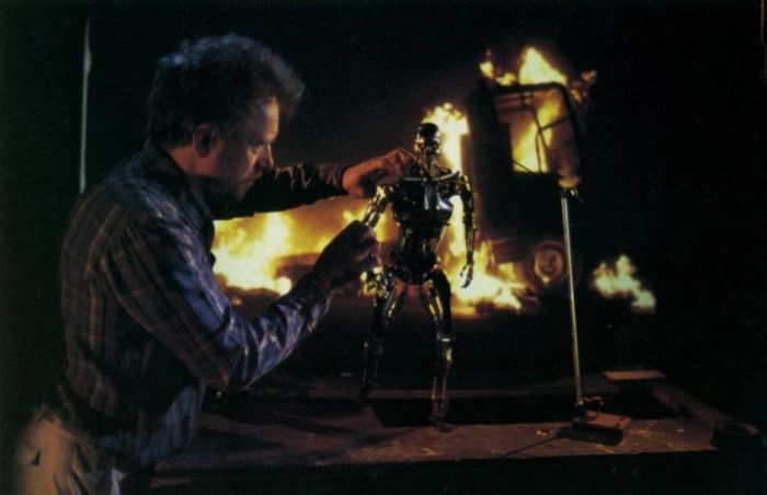 Behind The Scenes Pictures From Iconic Movies (36 pics)