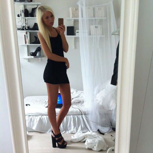 Tall Girls With Luscious Long Legs (47 pics)