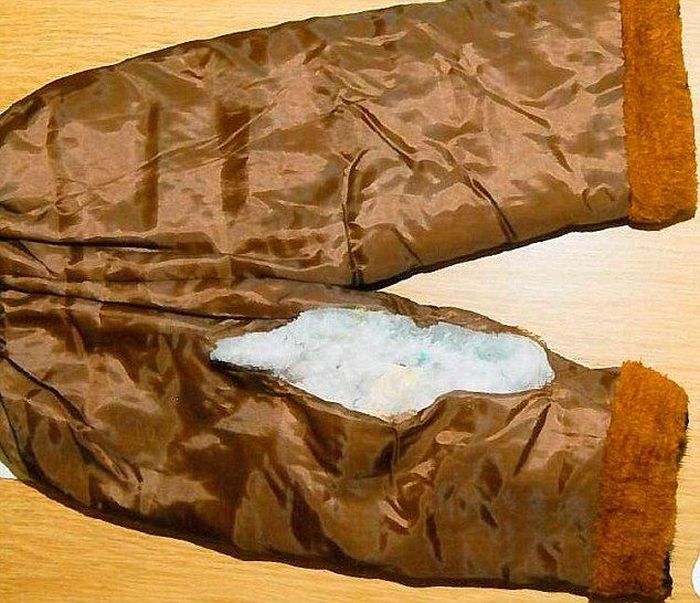 Pants Filled With Cocaine (4 pics)