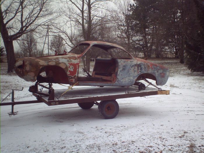 Car Goes From Piece Of Trash To Pure Awesomeness (24 pics)
