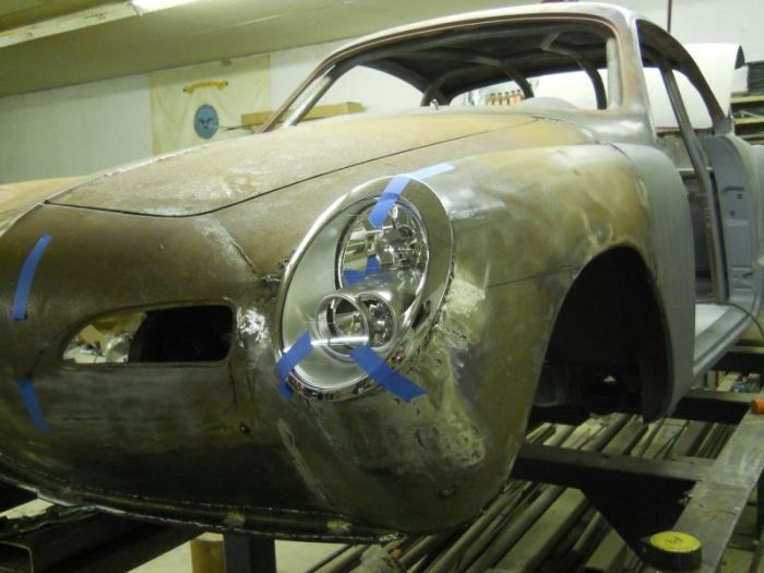 Car Goes From Piece Of Trash To Pure Awesomeness (24 pics)