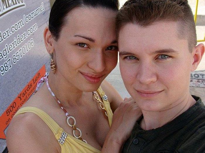 The Happy Transgender Couple 13 Pics