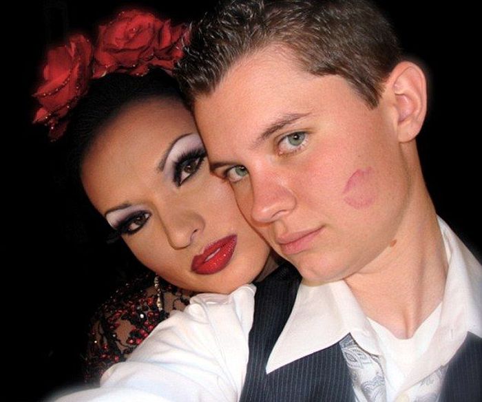 The Happy Transgender Couple (13 pics)