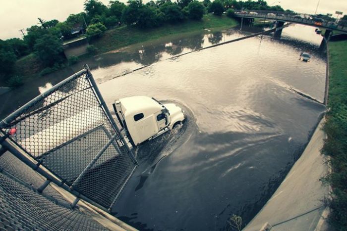 The Flooded Streets Of Detroit (35 pics)