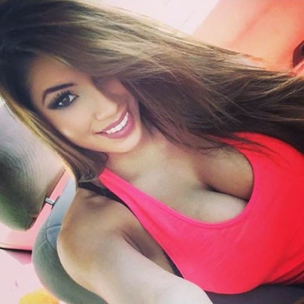 Photos of Busty Girls (58 pics)