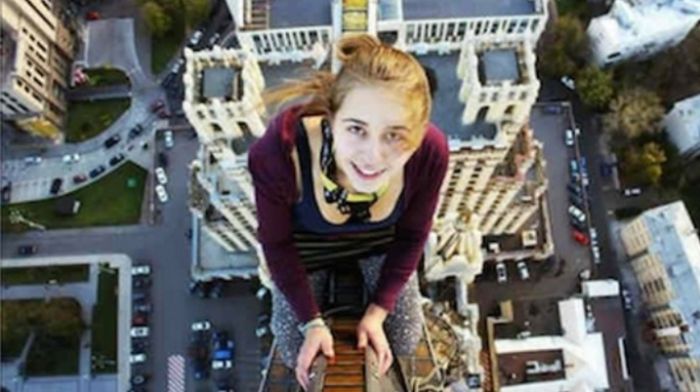 People Who Lost Their Lives After Taking A Selfie (8 pics)