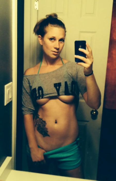 The Best of Underboobs (56 pics)